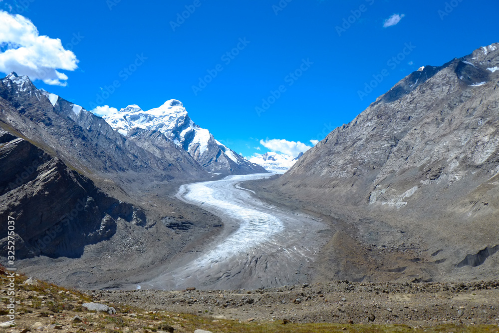 インドのラダック地方から陸の孤島と言われるザンスカールまでバイクでツーリングした時の風景　