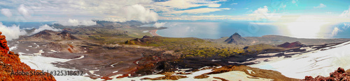 Panorama der isländischen Halbinsel Sneafellsness vom Vulkan Snaefellsjökull aus © AventuraSur