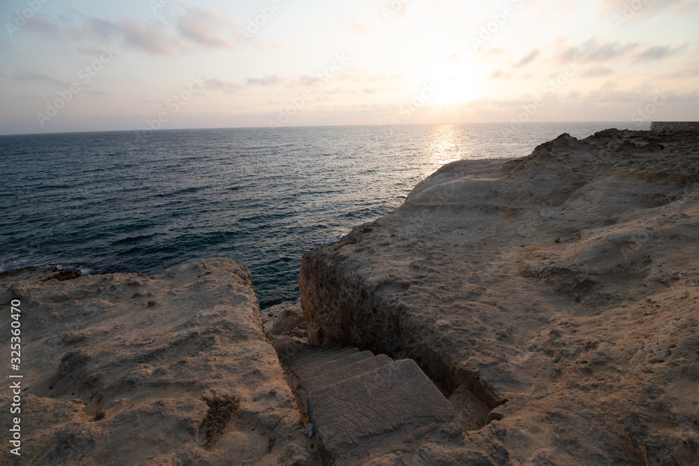 Treppen in Richtung Sonne