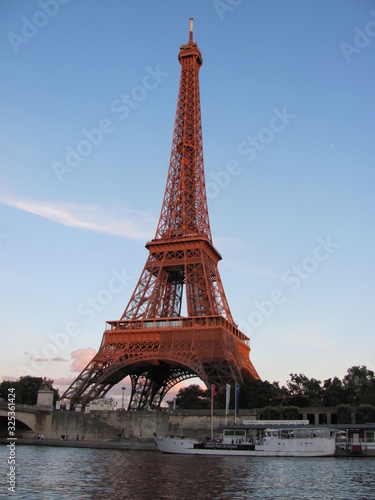eiffel tower in paris © David