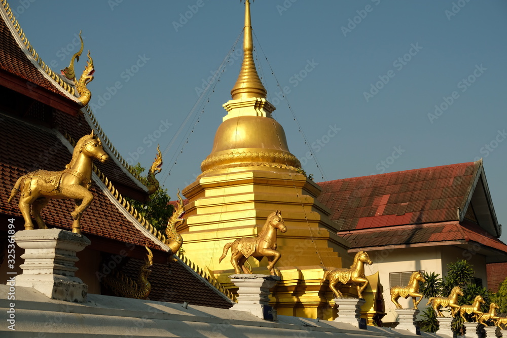 Fototapeta premium Chiang Mai Thailand - Temple area Khuan Khama street view