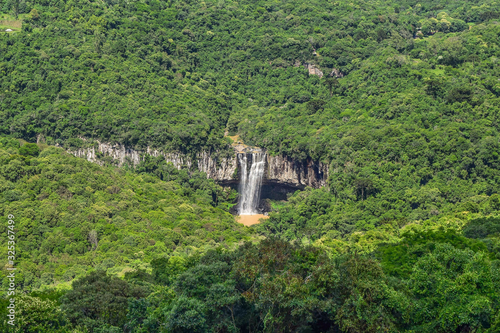 Fototapeta premium Aerial view of Cascata dos Amores, in Bento Gonçalves, Brazil