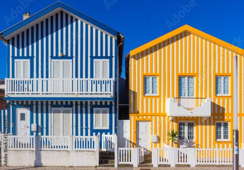 Foto Aveiro - Casas Listradas