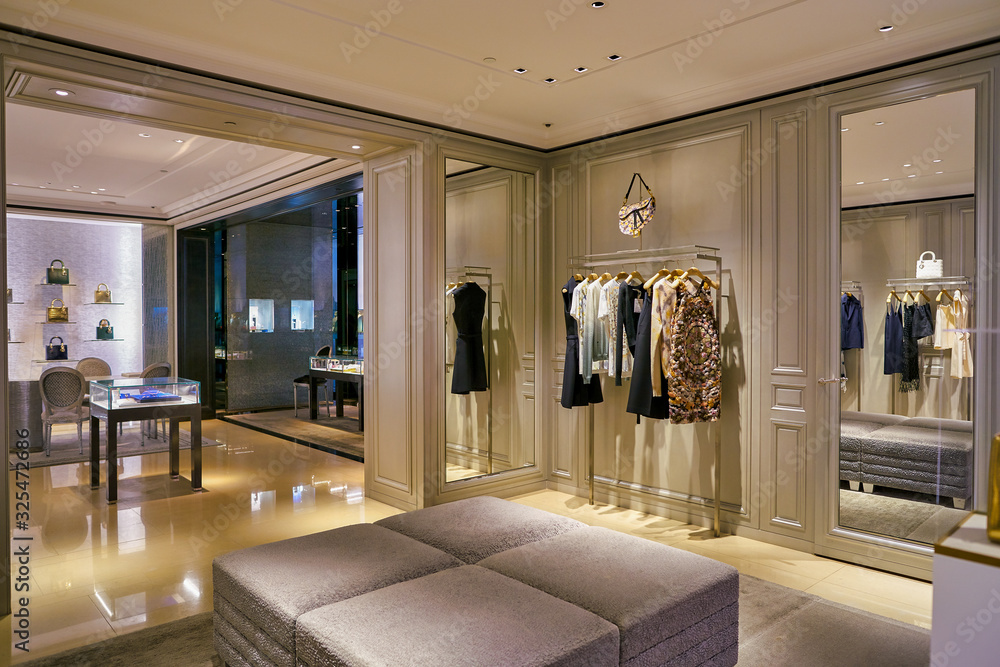 SINGAPORE - CIRCA APRIL, 2019: Interior Shot Of Louis Vuitton Store At The  Shoppes At Marina Bay Sands. Stock Photo, Picture and Royalty Free Image.  Image 139867278.