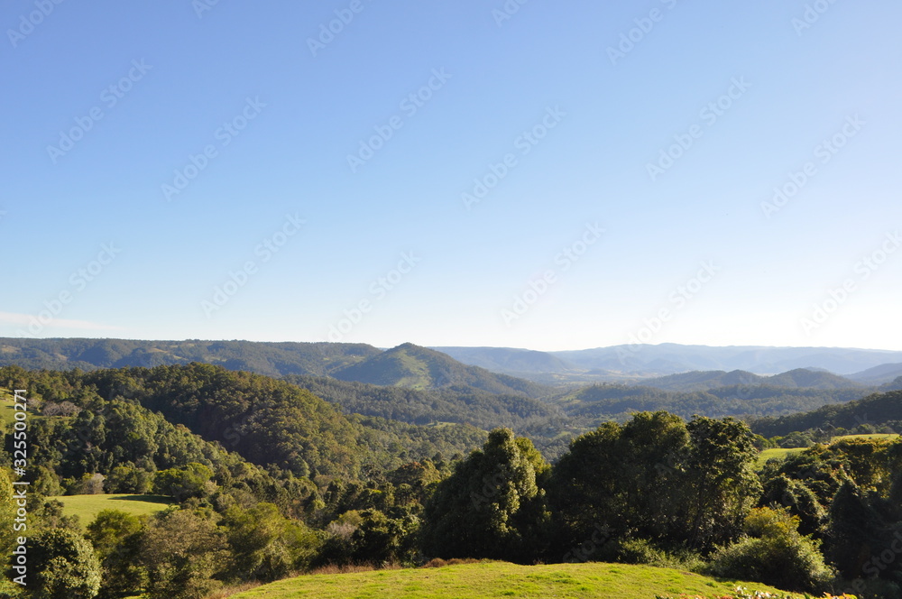 Fototapeta premium Blue Sky Green Hills