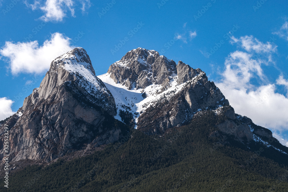 Pedraforca Summit, south face (December)