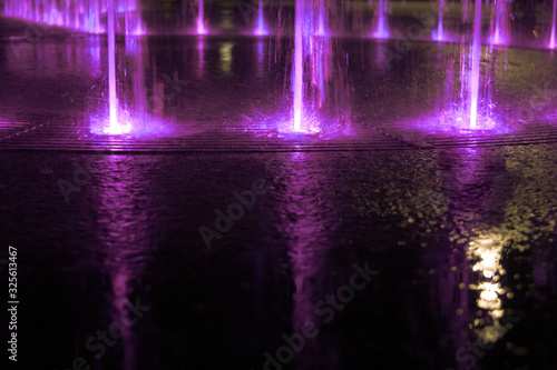 fountain at night © Михаил Митрофанов