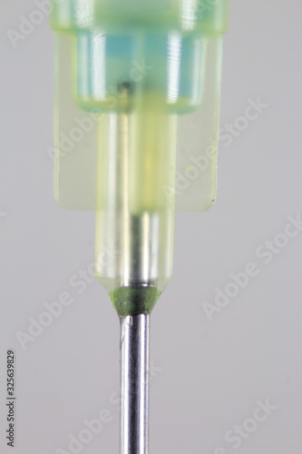 Macro image of an injection needle with 0.7 mm diameter