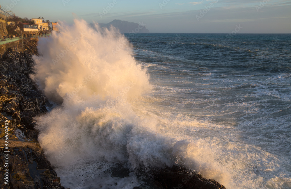 Obraz premium Rough sea in Genoa Nervi, ligurian coast, Italy