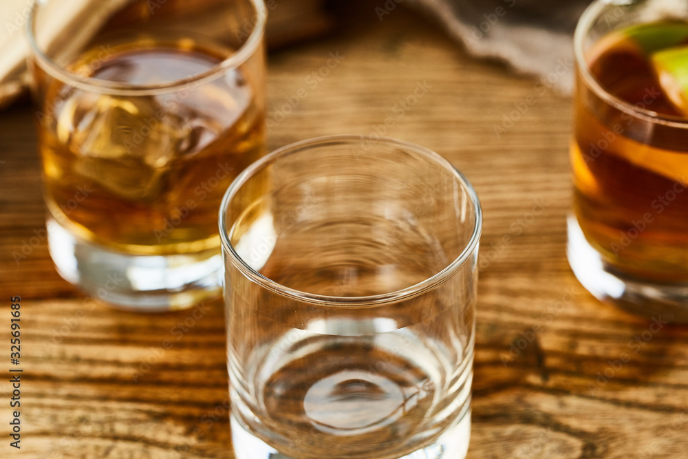 Glass kettle and water cup