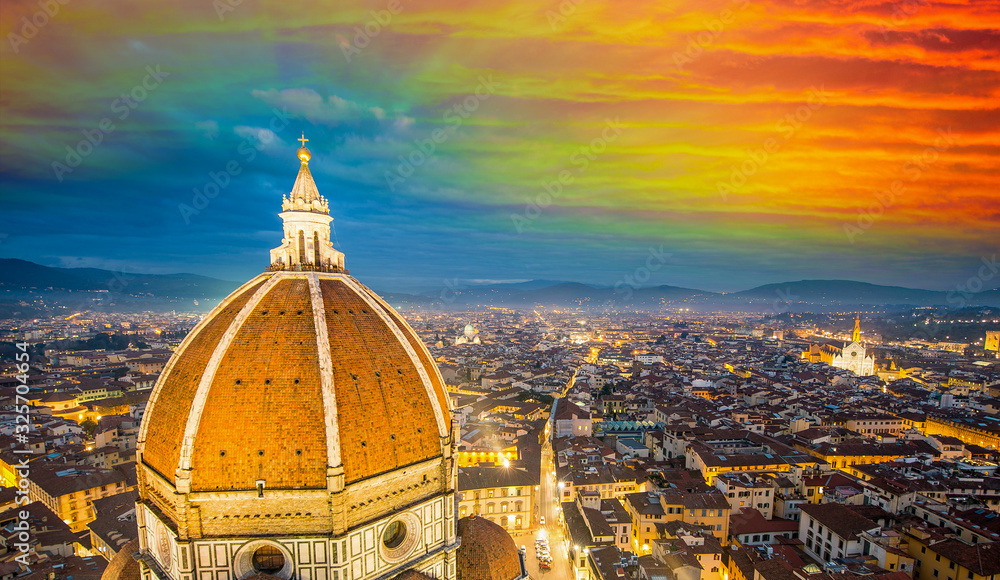 Fototapeta premium Florence (Italy) - Aerial bird eye view at sunset from Giotto Campanile (Giotto bell tower).