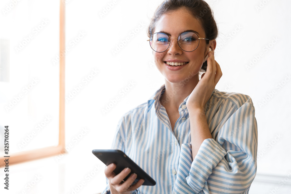 Attractive young brunette businesswoman Attractive young brunette businesswoman