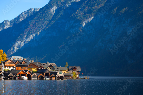Fototapeta Naklejka Na Ścianę i Meble -  beautiful view of the streets of a small famous city Hallstatt