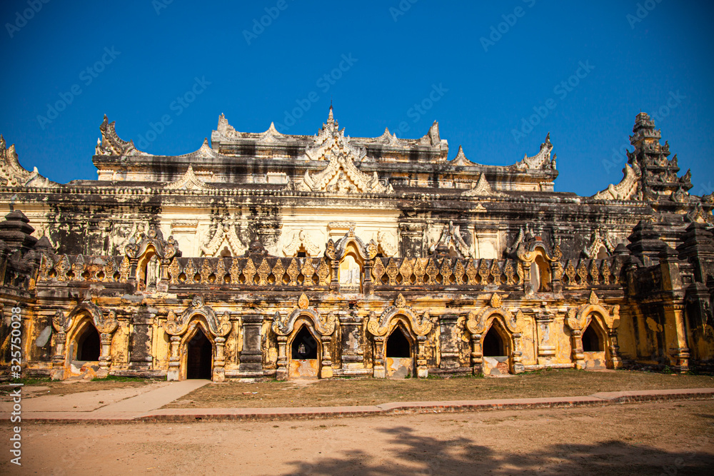 Maha Aungmye Bonzan Monastery, Inn Wa, Myanmar