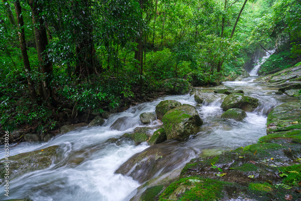 PiTuGro waterfall is often called the Heart shaped waterfalls Umphang,Thailand PiTuGro waterfall is often called the Heart shaped waterfalls Umphang,Thailand