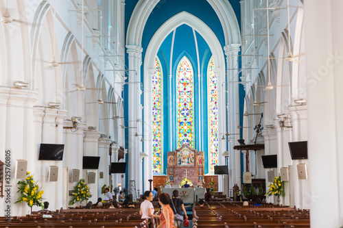 Canvas Print SINGAPORE - MARCH 26, 2016 : Saint Andrew Cathedral is an Anglican cathedral in Singapore