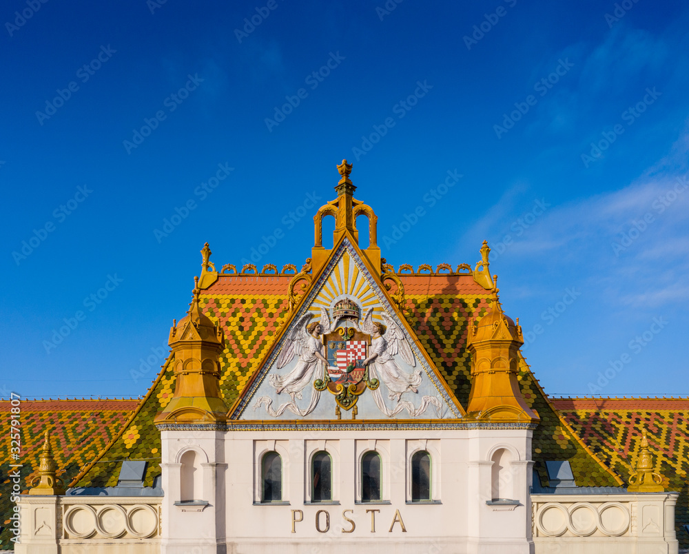 Fototapeta premium post palace in Pecs, Hungary
