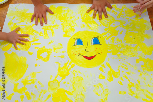 sun and hand
