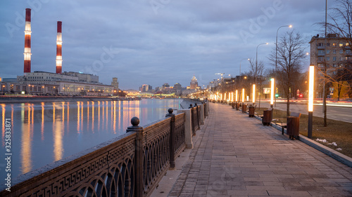 Moscow river at night