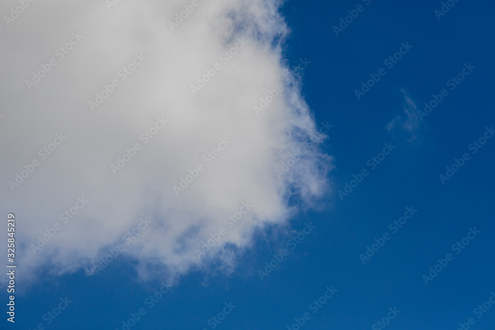 Obraz premium clouds in a blue sky