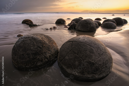 Foto Moeraki Boulders on Koekohe Beach, Otago, South Island, New Zealand