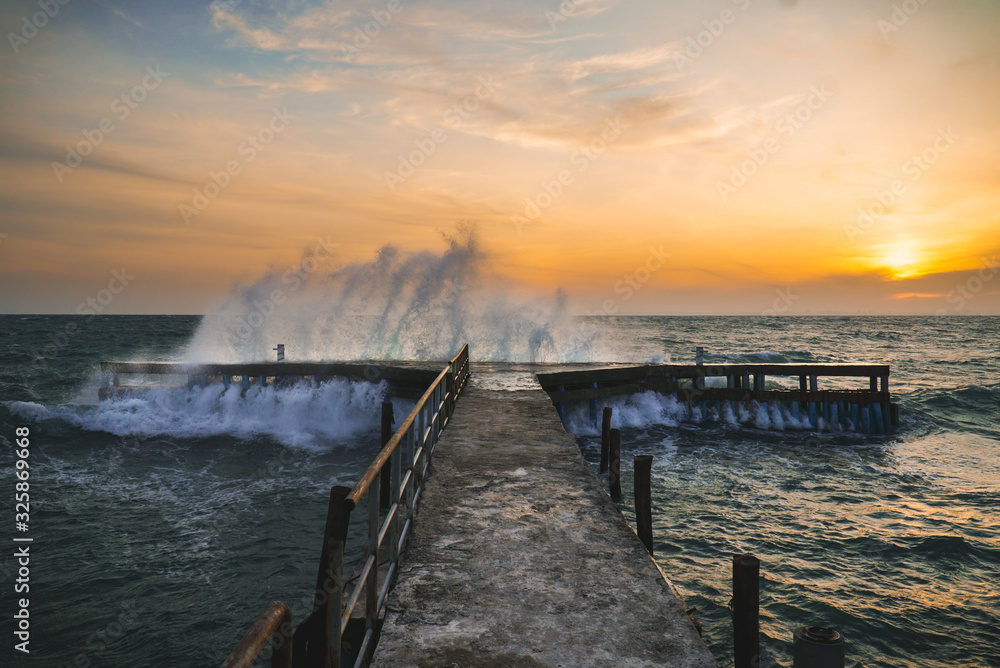 Obraz premium Sunrise at the Sea