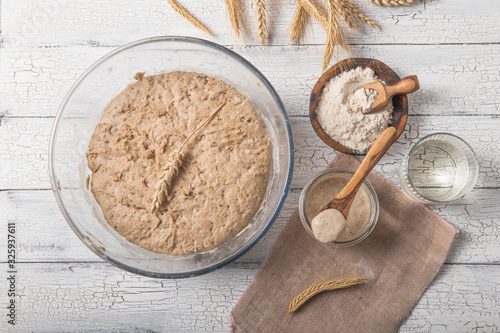 Photos The leaven for bread is active