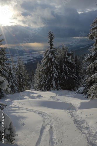 zimowe widoki niskich Tatr na Słowacji