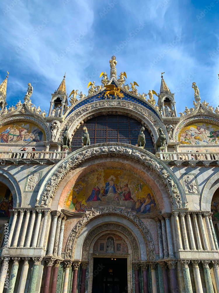 Obraz premium Details of basilica di san marco in venice, Italy