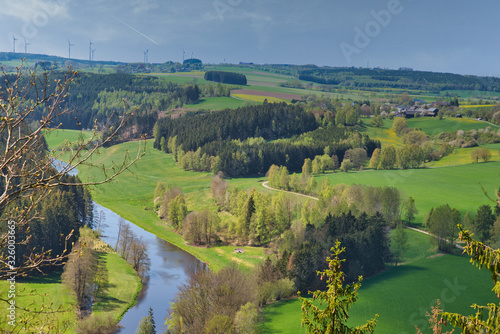 Blick auf die fränkische Saale in Oberfranken Deutschland