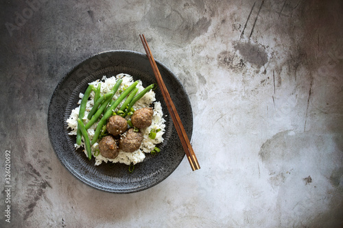 Vietnamese Meatballs with G...