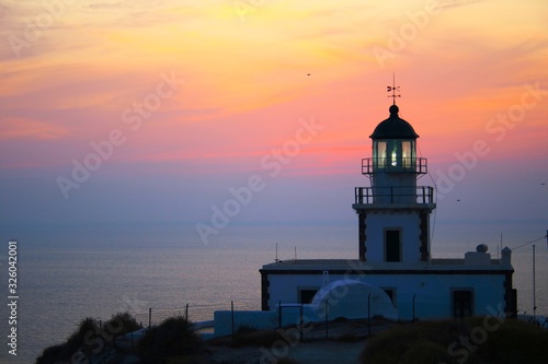 Leuchtturm im Sonnenuntergang