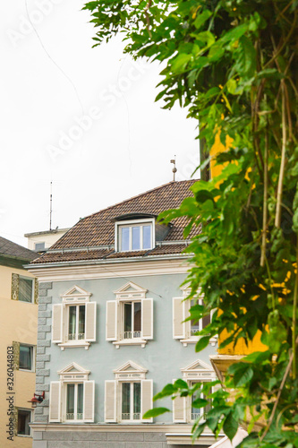 blue apartment with white shutters in Schlanders, Austria-2 © Corinne