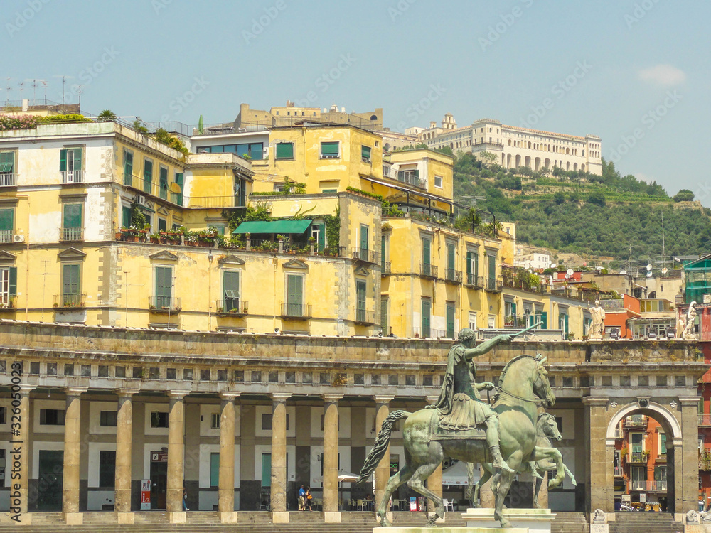 Naklejka premium Neapel Piazza del Plebiscito