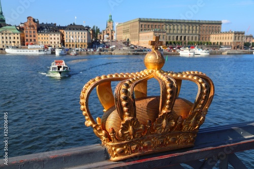 Photography Stockholm golden crown