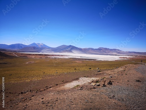 Piedras rojas y logogrifos en San Pedro de Atacama