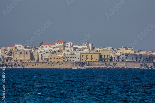 Fototapeta Naklejka Na Ścianę i Meble -  Panoramic view of the old town of Gallipoli, Salento, Puglia