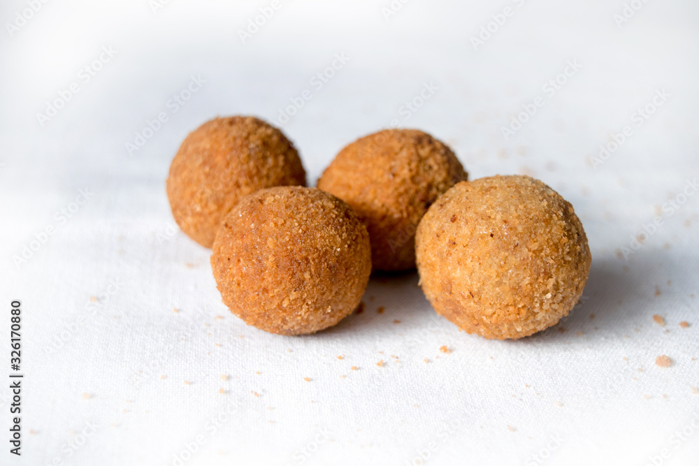 Olive ascolane Olive all'ascolana Meatballs with olive Typical