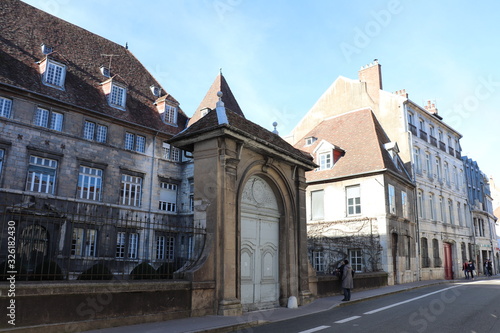 Hôtel de Montmartin dans la ville de Besançon construit au 16 ème siècle - Ville de Besançon - département du Doubs - Région Bourgogne Franche Comté - France