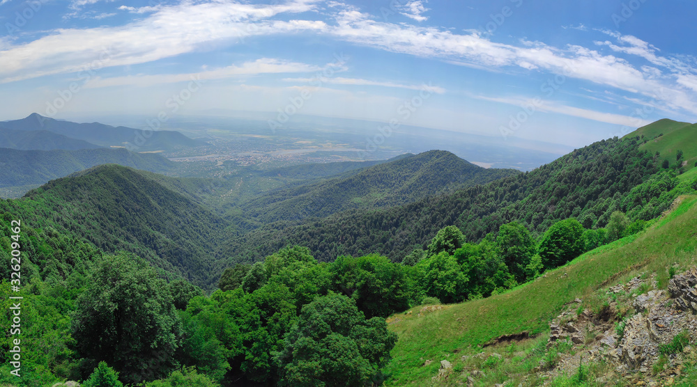 Naklejka premium City views in the mountains