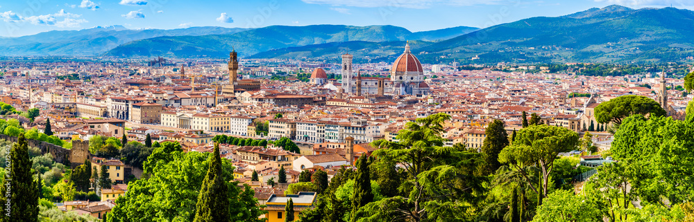 Panorama of the old town, Cathedral of Santa Maria del Fiore, Brunelleschi's Dome, Giotto's bell tower, a UNESCO World Heritage Site in Florence, Tuscany, Italy