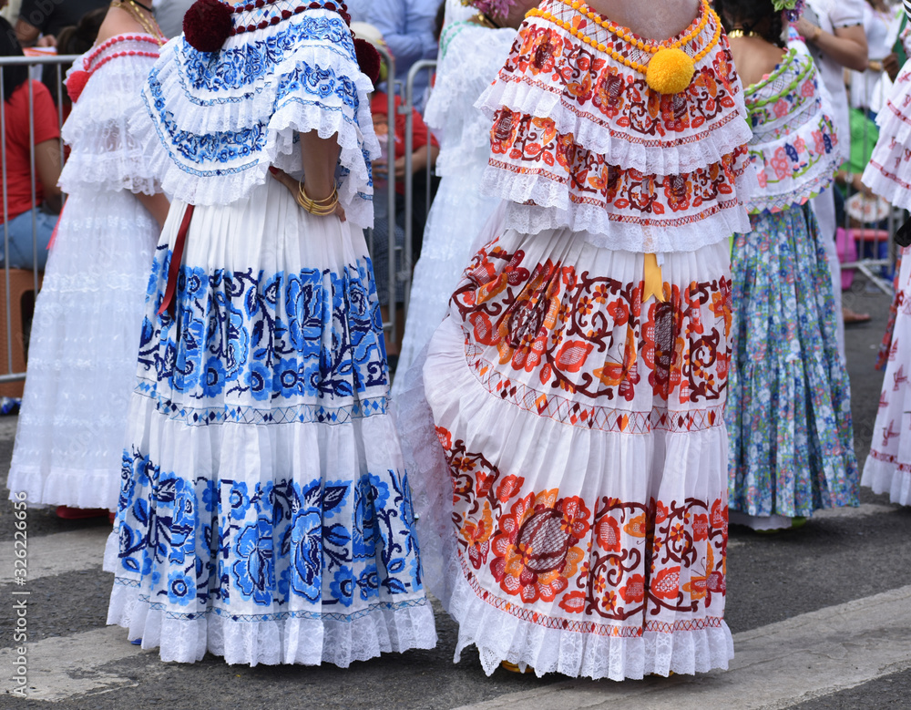 pollera panama folklor women dress typical