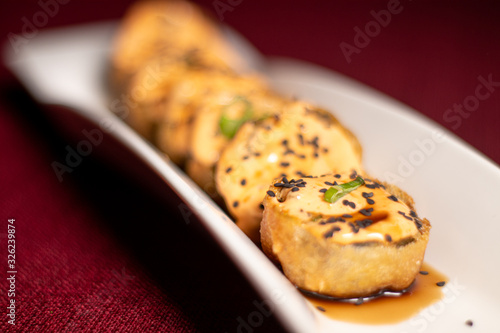 Sushi empanizado  