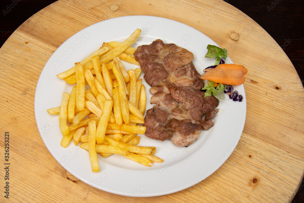 Fried Potatoes With Pulled Pork