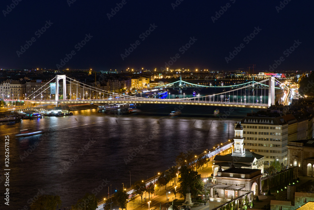 Night view of Széchenyi Chain Bridge across the River Danube connecting Buda and Pest, Budapest, Hungary