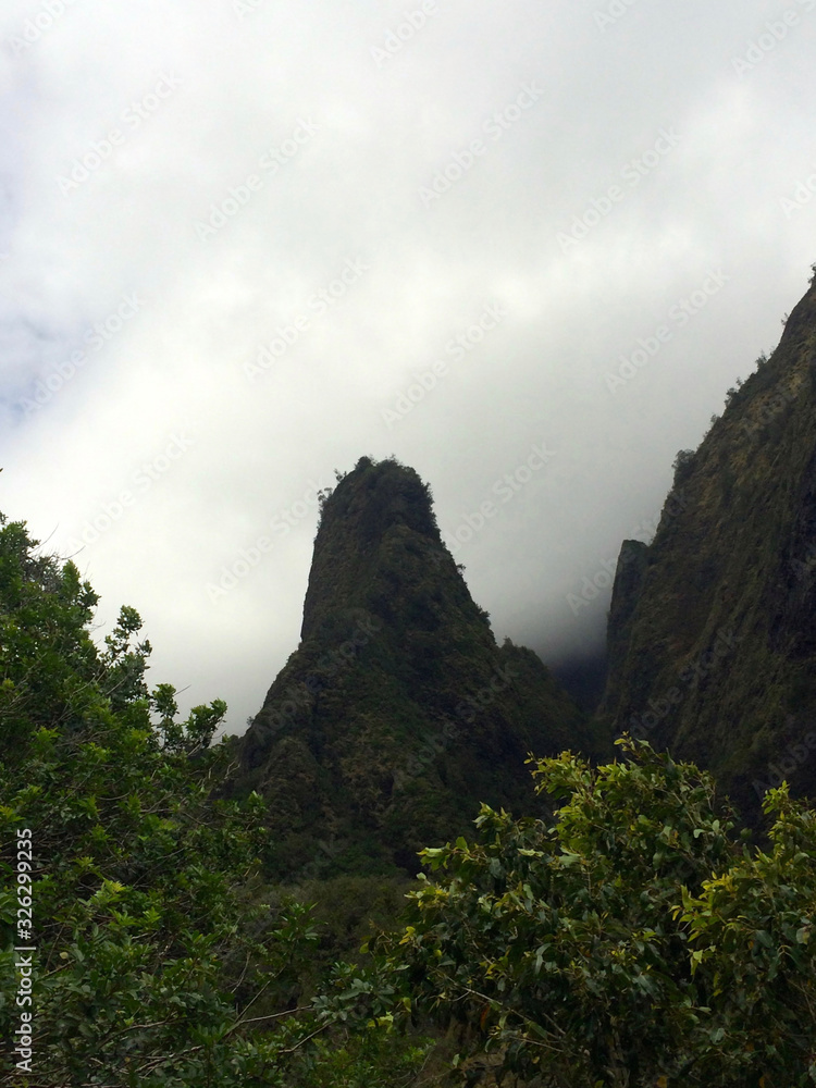 Iao Valley Wailuku in Maui Hawaii - OGG