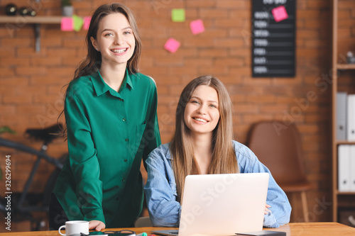 Beautiful young businesswom...