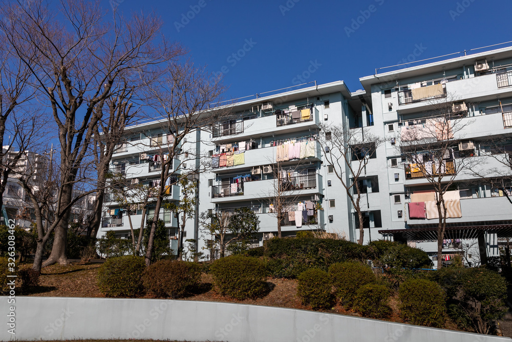 Fototapeta premium 東京都日野市にある団地 東京都日野市 日本
