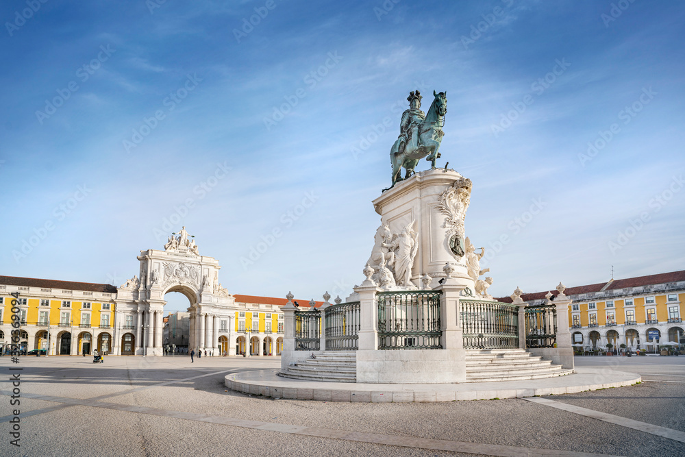 Fototapeta premium Lisbon - Praca do Comercio