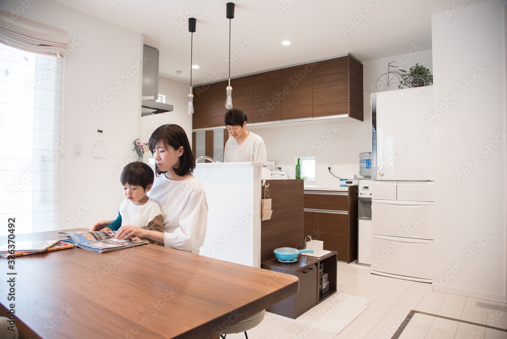 家事をする父親 家事をする父親